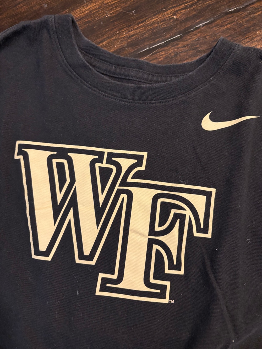 Nike Men’s Black Long-Sleeve Dri-FIT Shirt with cream WF Logo size medium - Picture 2 of 5